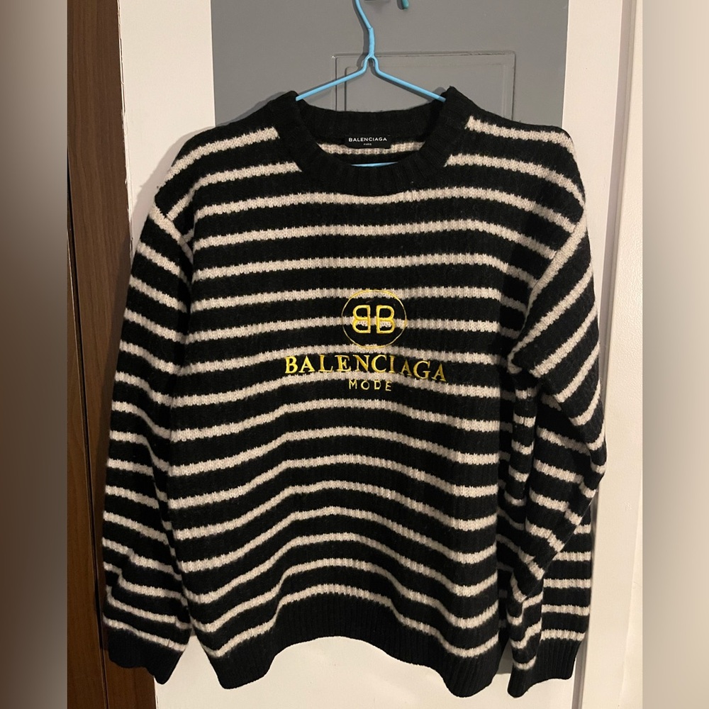 Balenciaga Sweatshirt